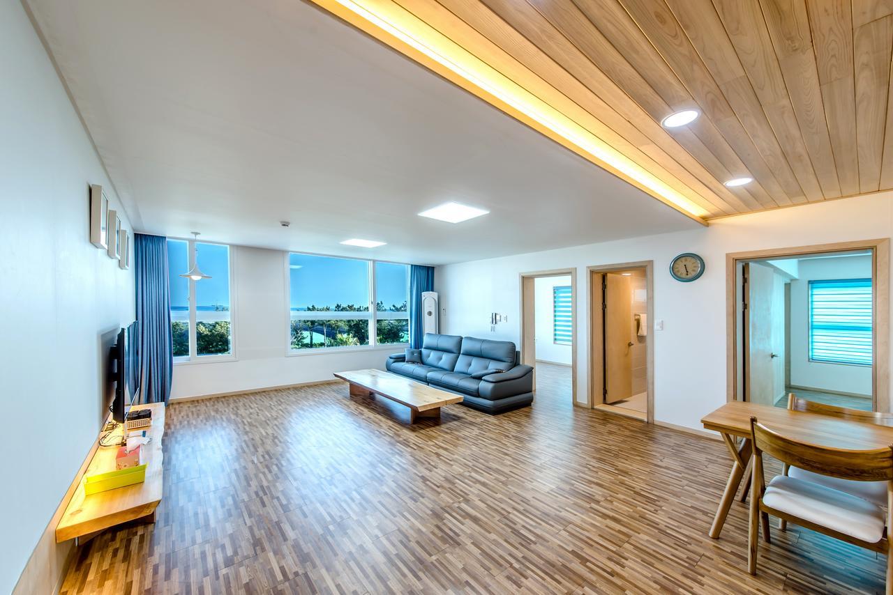 Jeju Hada Pension Seogwipo Exteriör bild